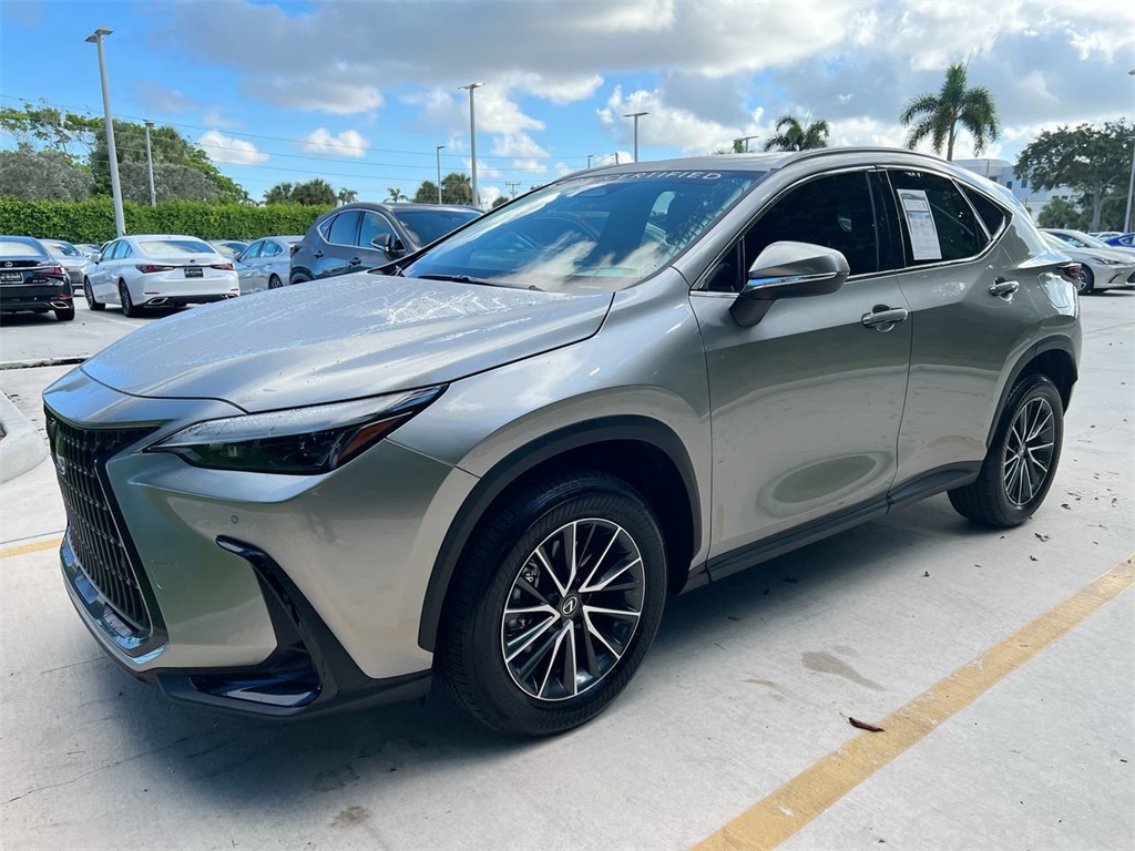 2025 Lexus NX 350 Premium photo 3