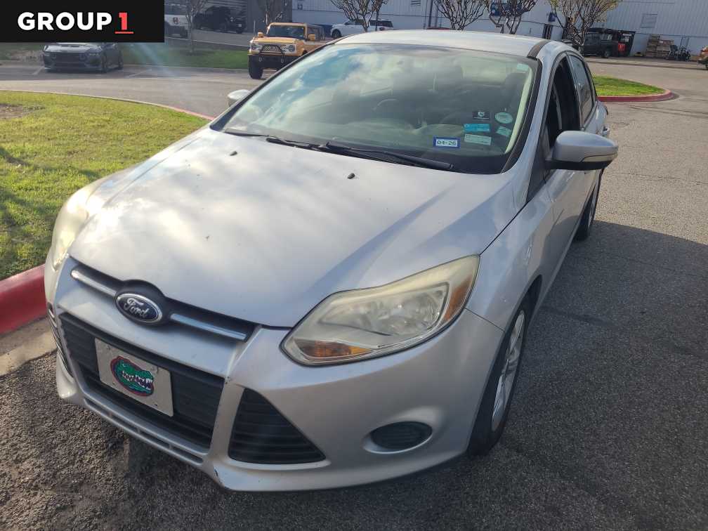 2013 Ford Focus SE's photo