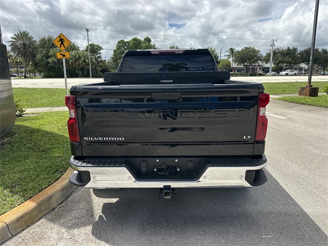 2022 Chevrolet Silverado 1500 LT photo 7