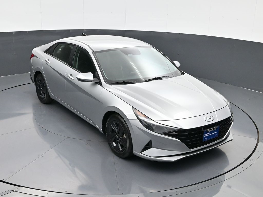 2023 Hyundai Elantra SEL photo 15