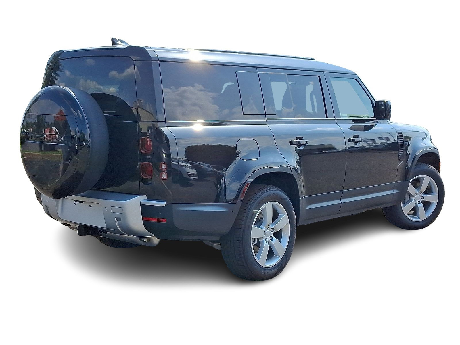 2025 Land Rover Defender 130 S photo 4