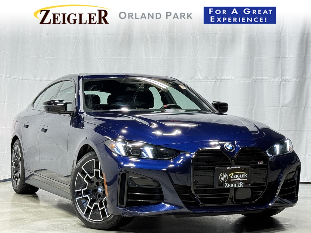 2025 BMW 4 Series M440i's photo