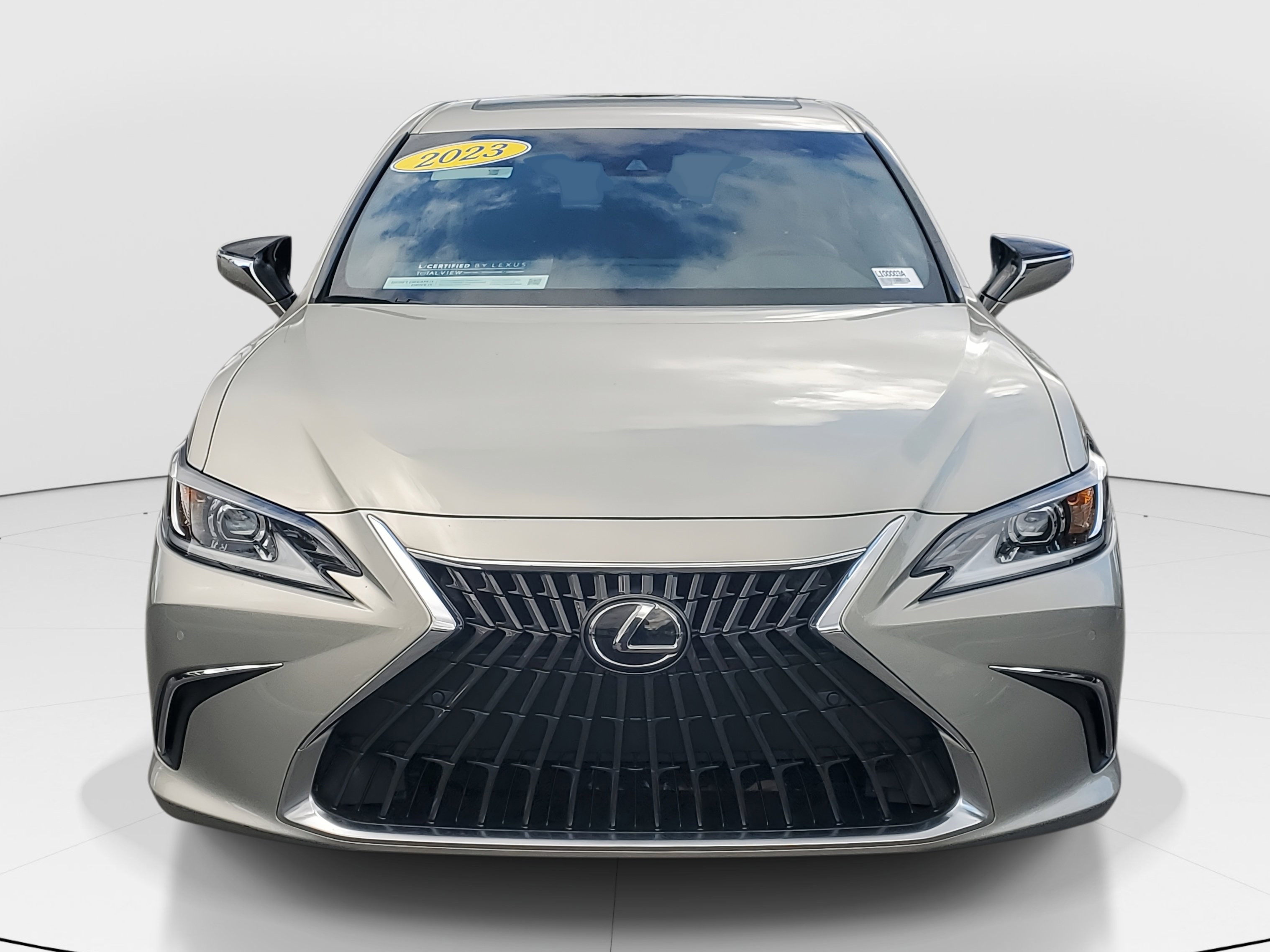 2023 Lexus ES 350 photo 3