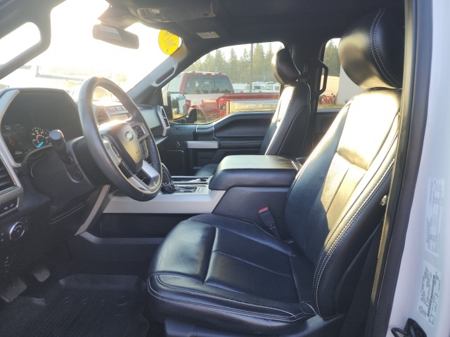 2019 Ford F-150 Lariat photo 2
