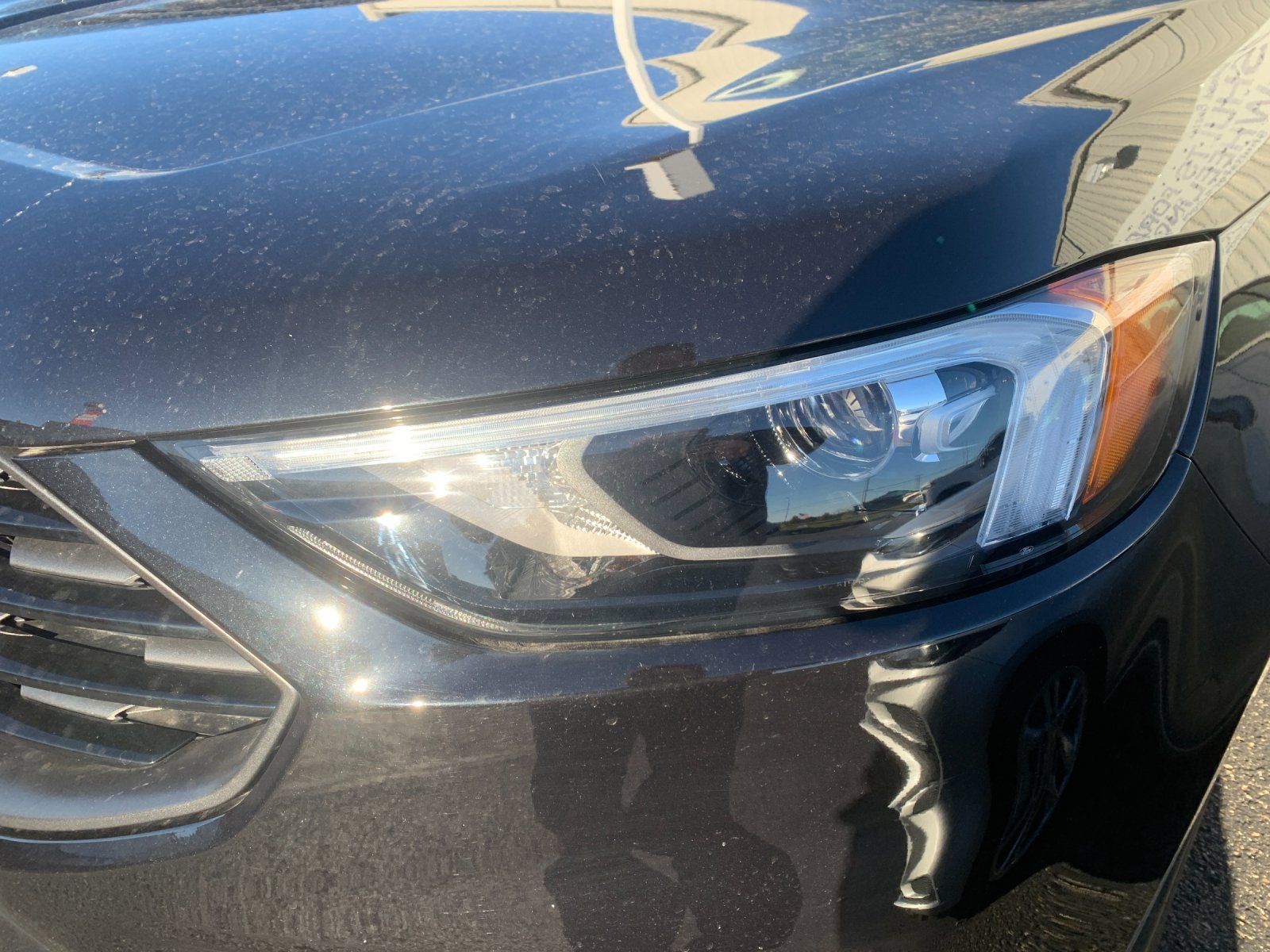 2022 Ford Edge SEL photo 3