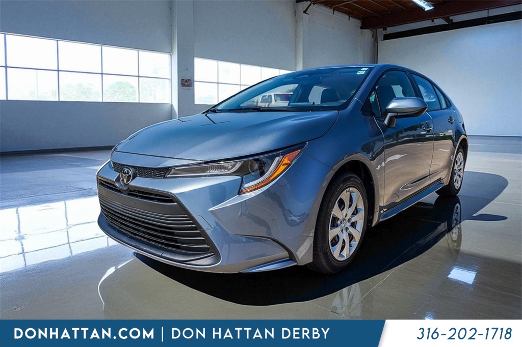 2023 Toyota Corolla LE photo 24