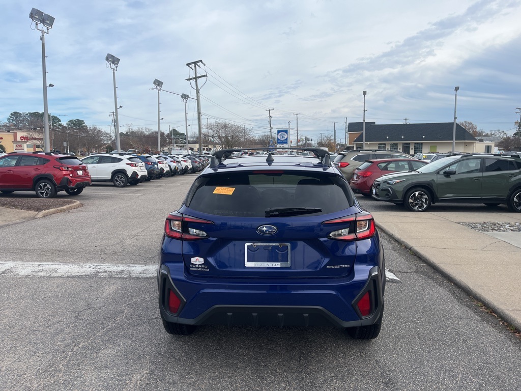 2024 Subaru Crosstrek Limited photo 3