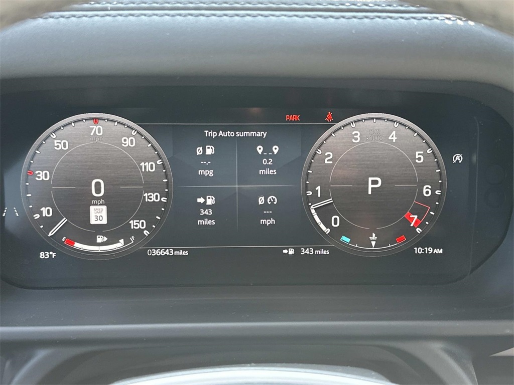 2025 Land Rover Defender S photo 11