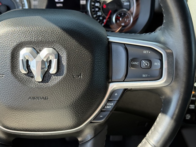 2022 Ram 1500 Laramie photo 17