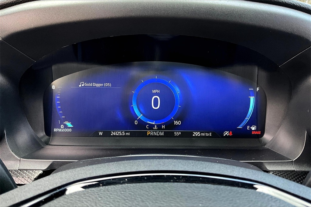 2023 Ford Explorer ST photo 24