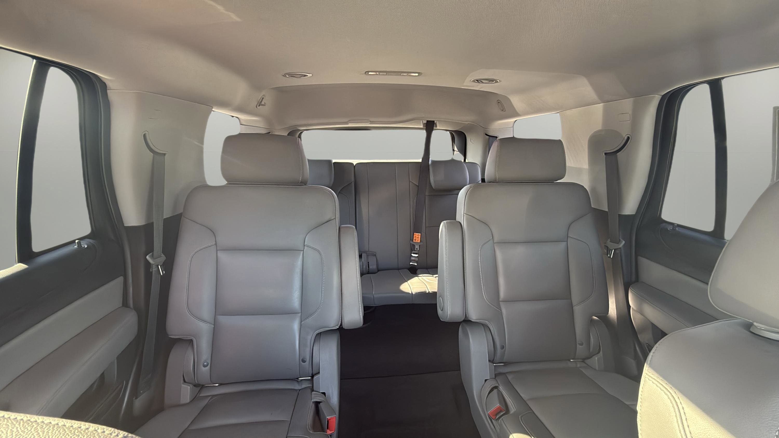 2020 Chevrolet Tahoe LT photo 14