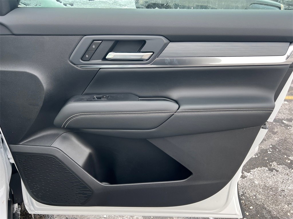 2026 GMC TERRAIN - Image 37