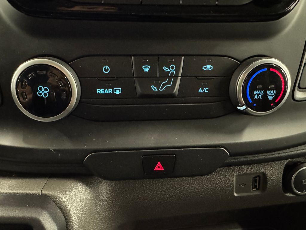 2021 Ford Transit photo 18