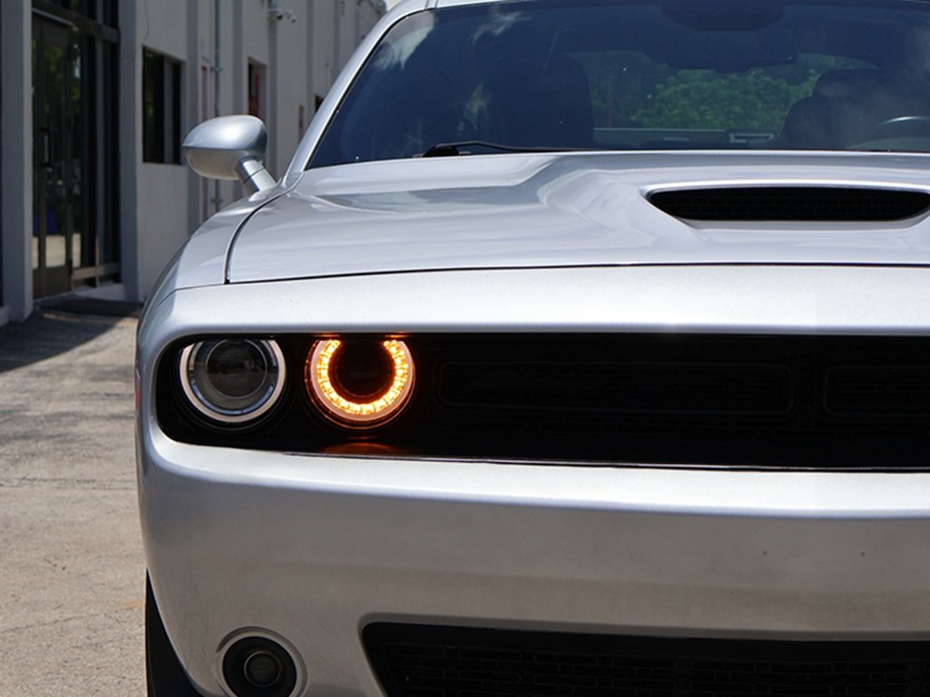 2022 Dodge Challenger R/T photo 3