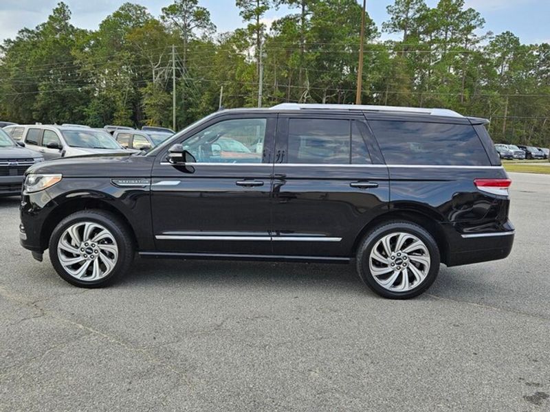 2023 Lincoln Navigator Reserve photo 4