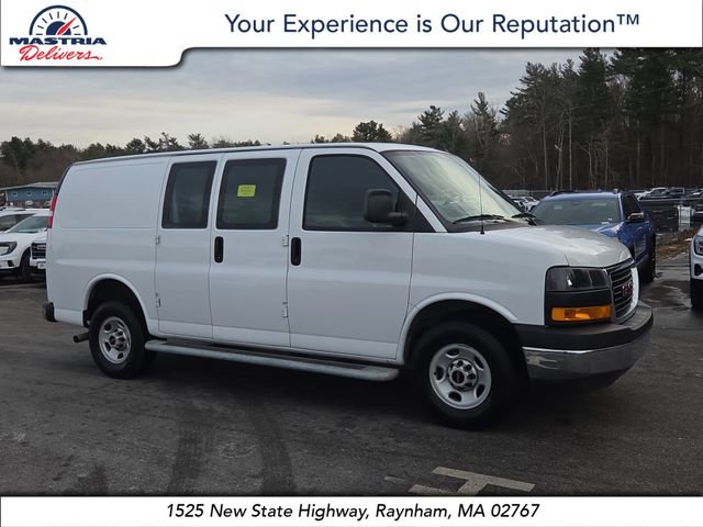 2024 GMC Savana Cargo Work Van's photo