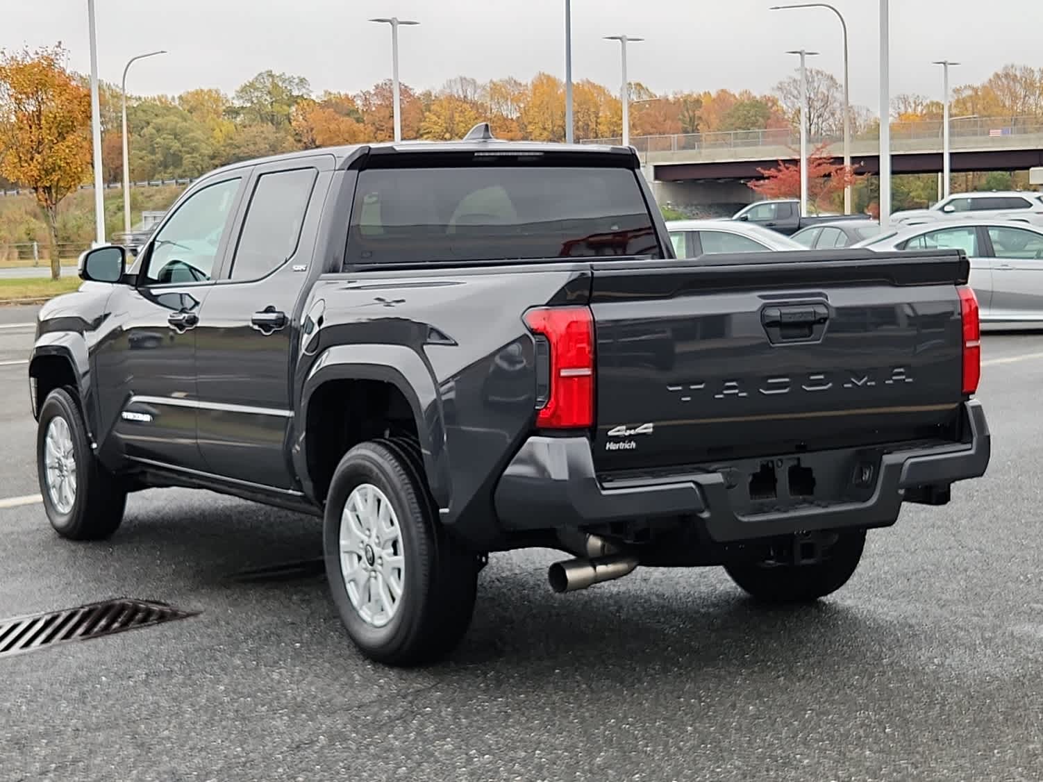 2025 Toyota Tacoma SR5 Double Cab photo 4