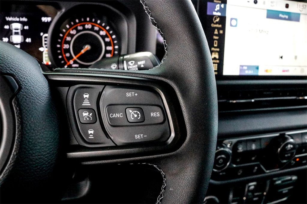 2025 Jeep Gladiator Mojave photo 14