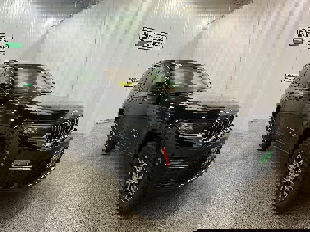 2025 Jeep Grand Cherokee Limited's photo