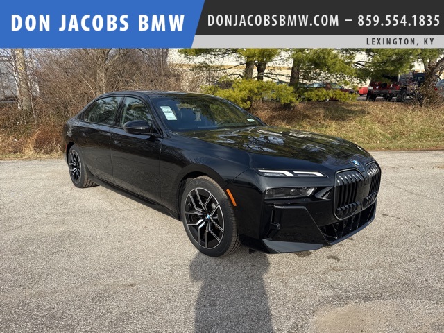 2026 BMW 7 Series 740i's photo
