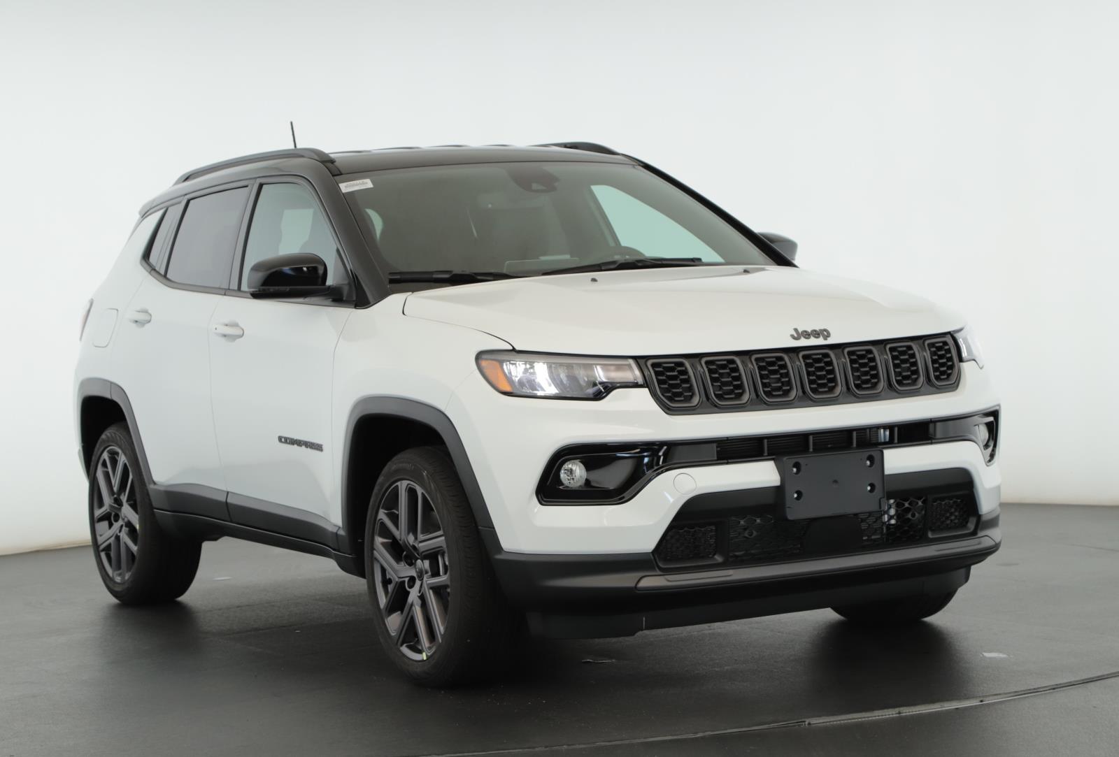 2026 Jeep Compass Limited Altitude's photo