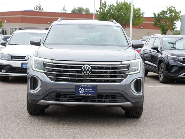 Certified 2025 Volkswagen Atlas SE w/Tech with VIN 1V2KR2CA2SC518237 for sale in Inver Grove Heights, Minnesota