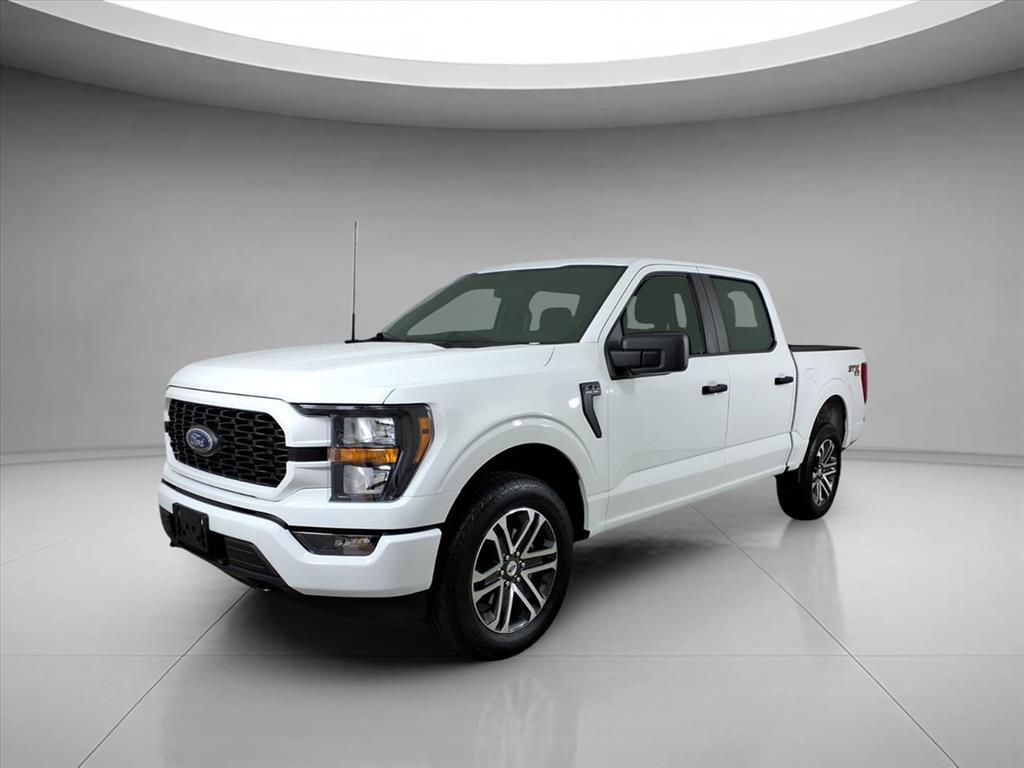 2023 Ford F-150 XL's photo