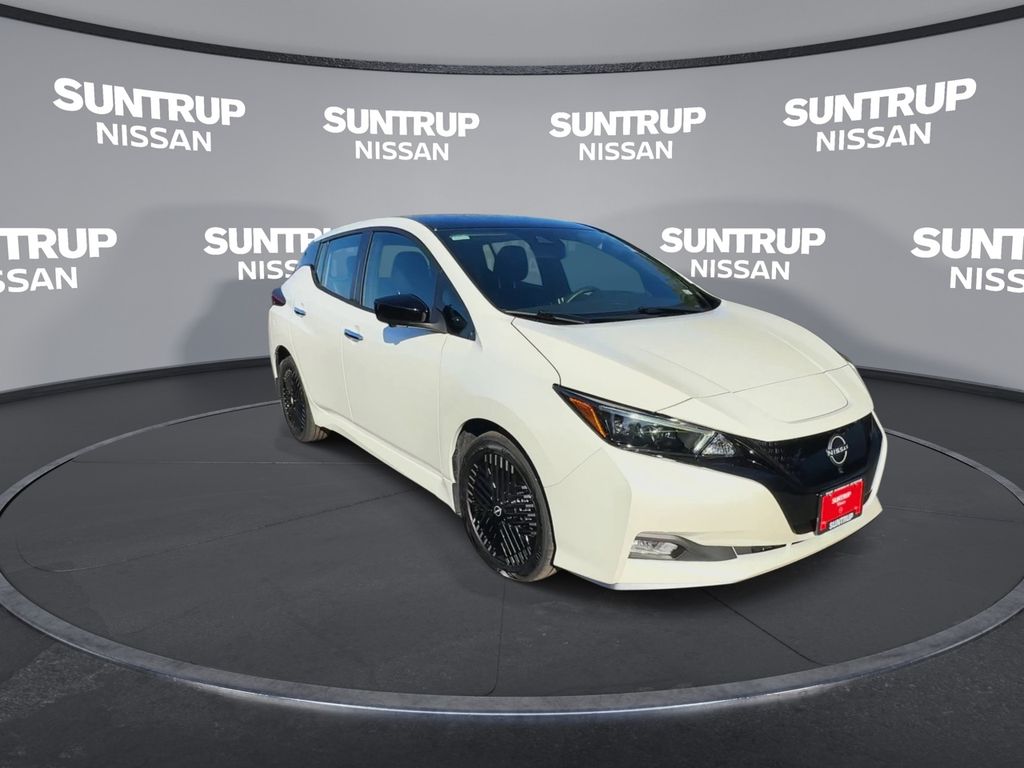 Used 2024 Nissan LEAF SV PLUS with VIN 1N4CZ1CV0RC551577 for sale in St. Louis, MO