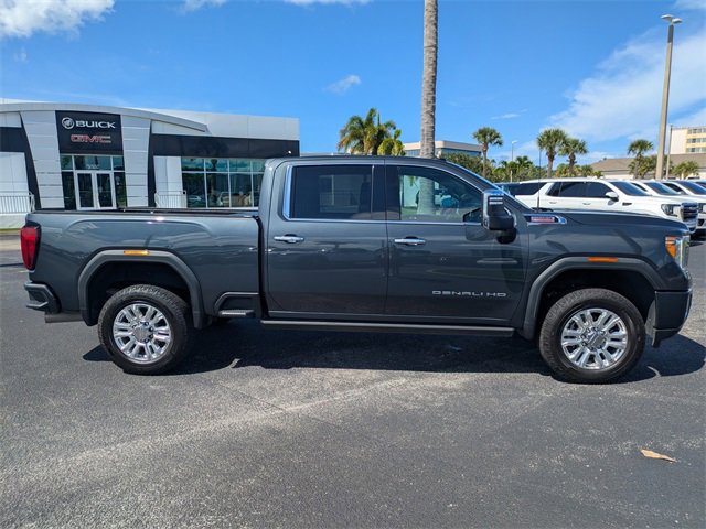 2022 Gmc Sierra 2500 HD Denali photo 3