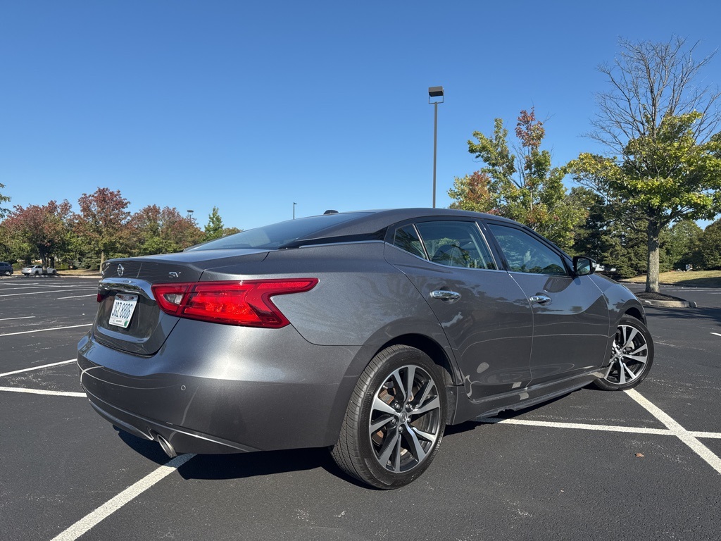 2018 Nissan Maxima SV photo 6