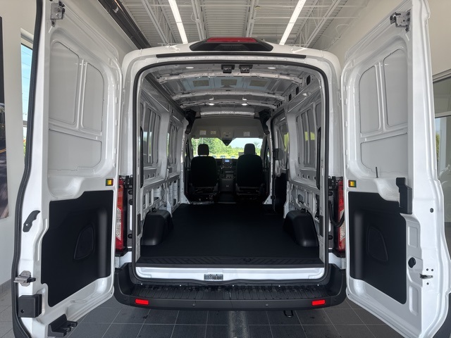 2025 Ford Transit Cargo Van photo 26