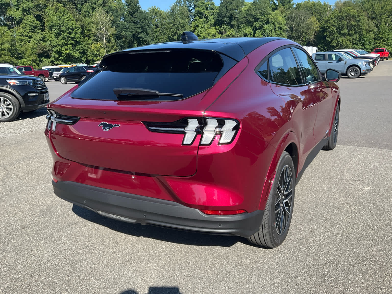2025 Ford Mustang Mach-E Premium photo 2