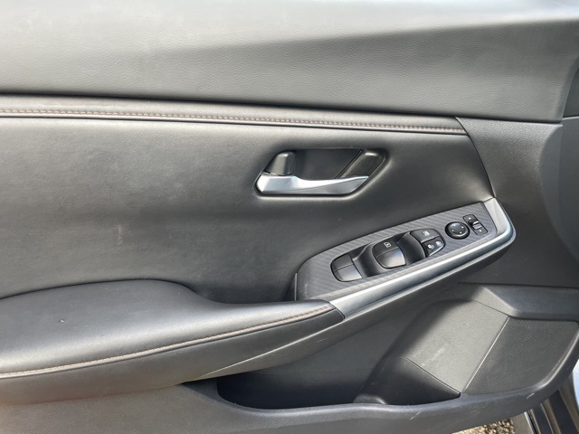 2023 Nissan Sentra SR photo 26