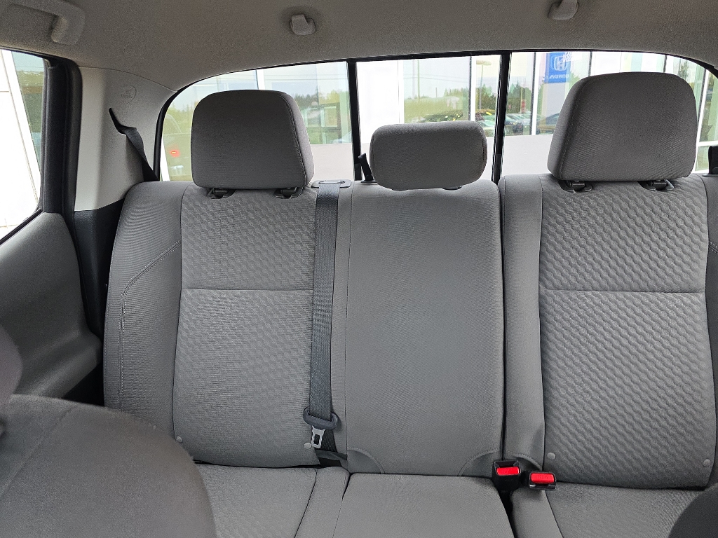 2022 Toyota Tacoma SR5 photo 33