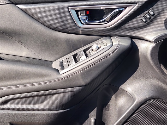 2022 Subaru Forester Touring photo 22