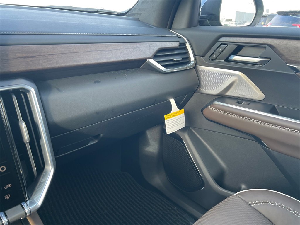 2026 GMC ACADIA - Image 26