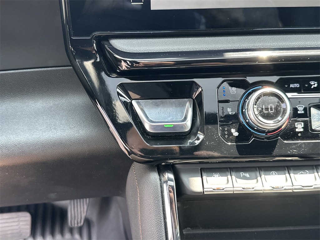 2024 GMC SIERRA - Image 17