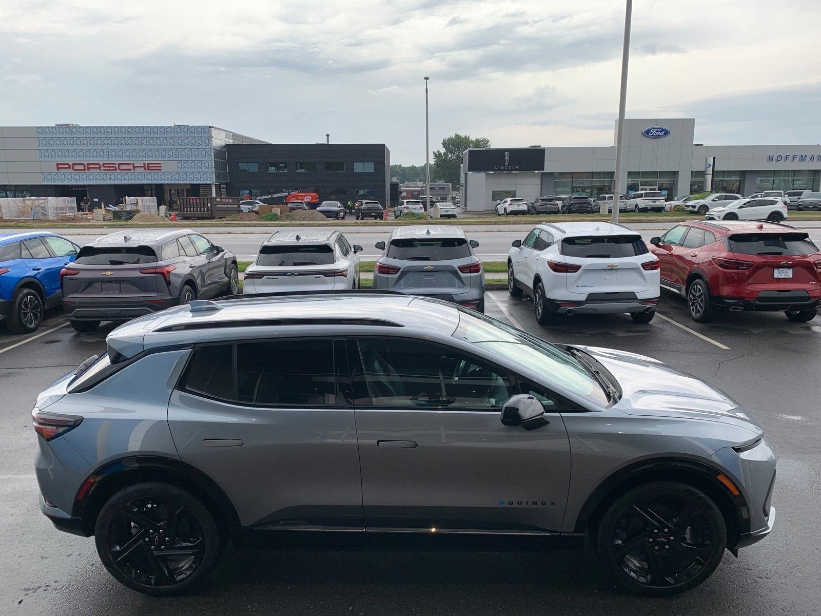 2026 Chevrolet Equinox EV 3RS photo 3