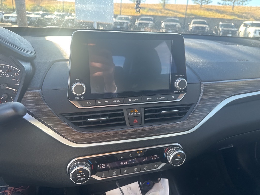 2020 Nissan Altima Platinum photo 4