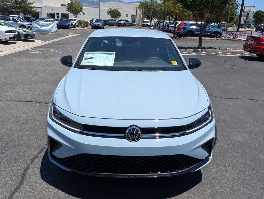 2025 Volkswagen Jetta 1.5T Sport photo 3