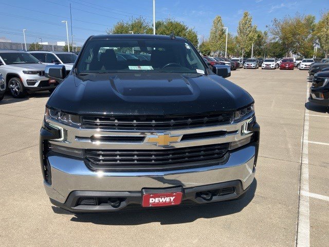 2021 Chevrolet Silverado 1500 LT photo 2