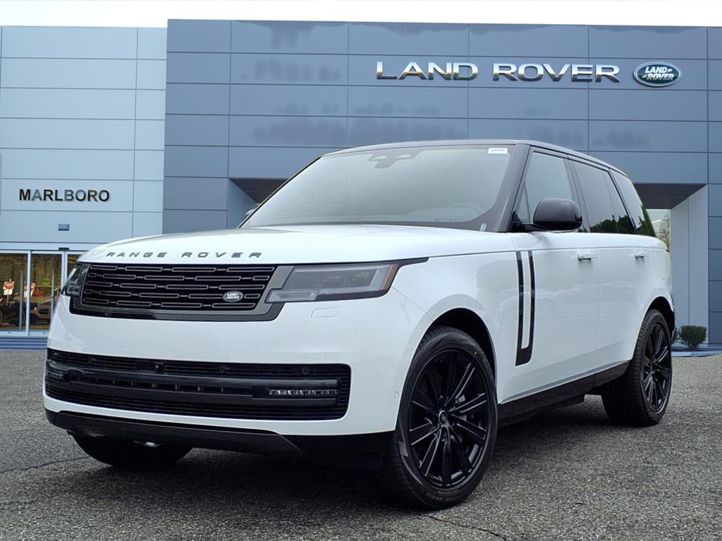 2025 Land Rover Range Rover SE's photo