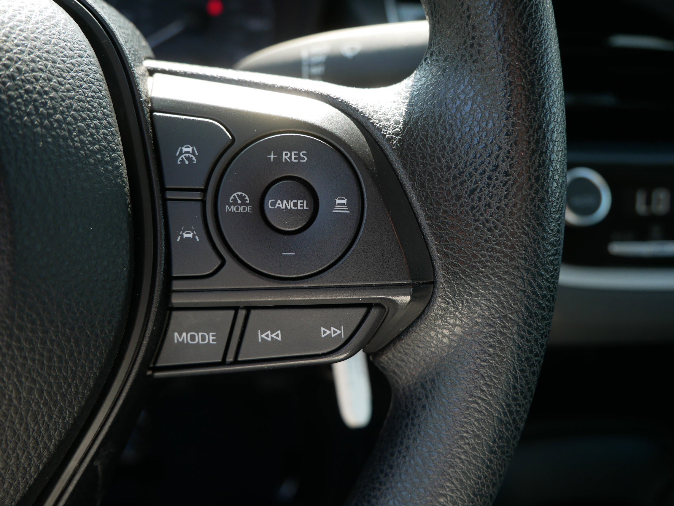 2024 Toyota Corolla LE photo 26
