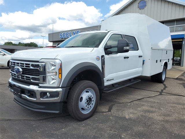2025 Ford F-550 XL photo 3
