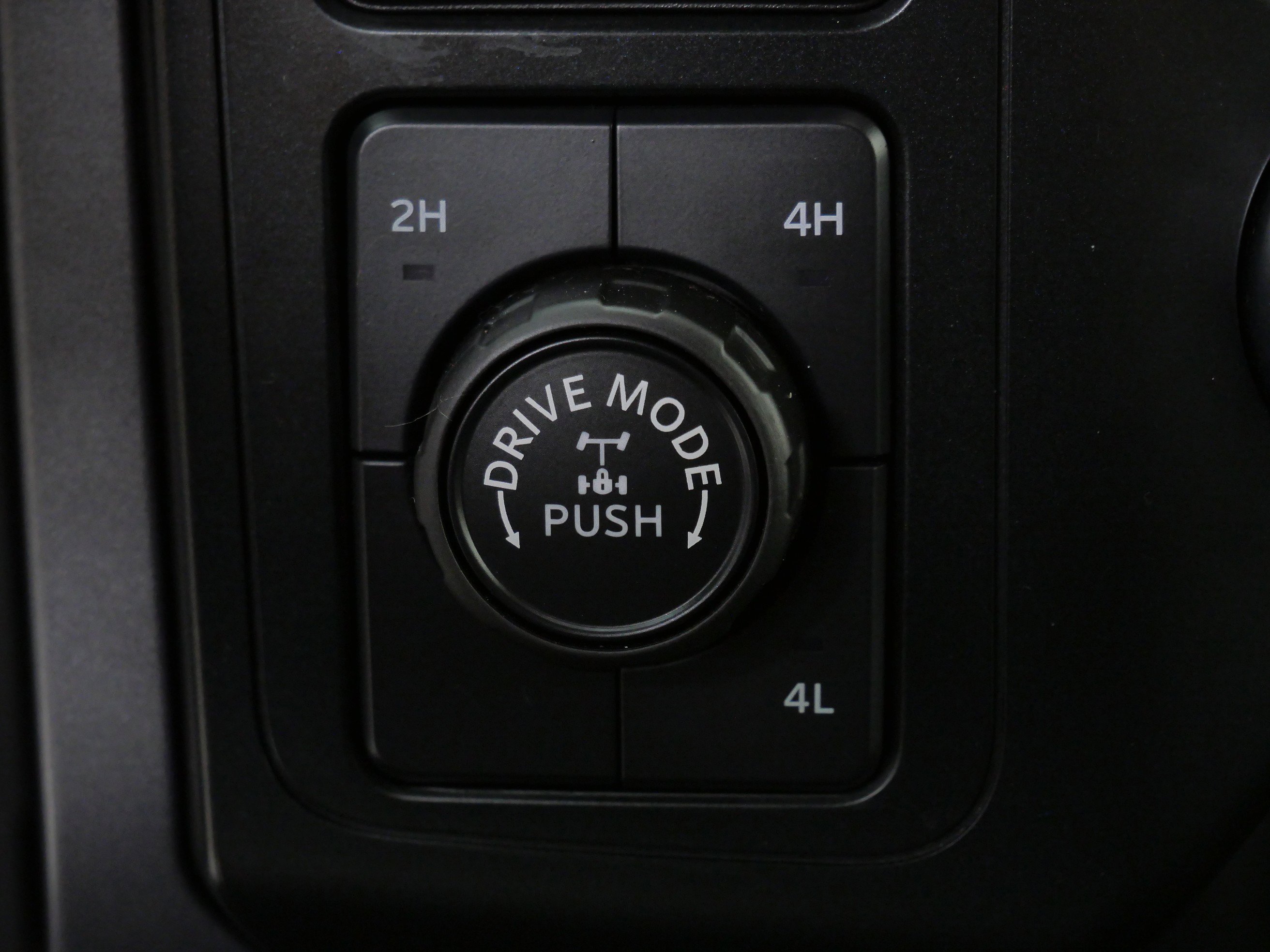 2023 Ford F-150 XLT photo 19