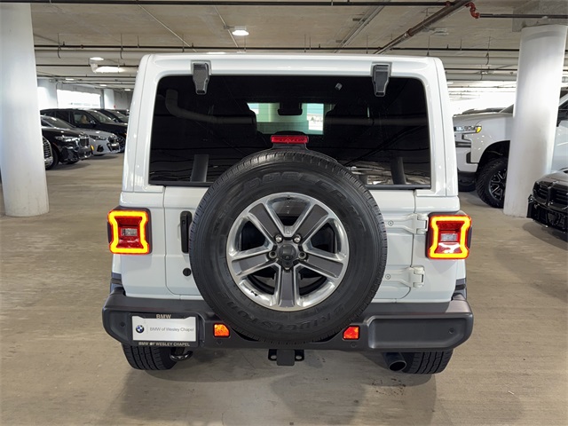 2020 Jeep Wrangler Unlimited Sahara photo 6