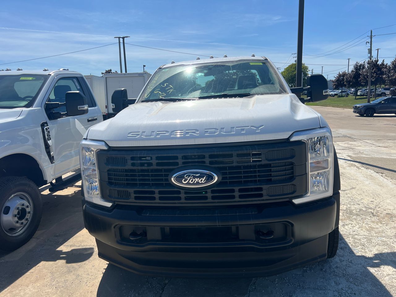 2025 Ford F-550 XL photo 2