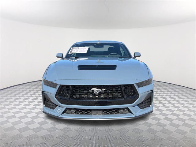 2025 Ford Mustang GT Premium photo 2