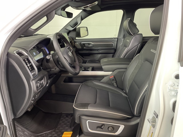 2026 Ram 1500 Laramie photo 16