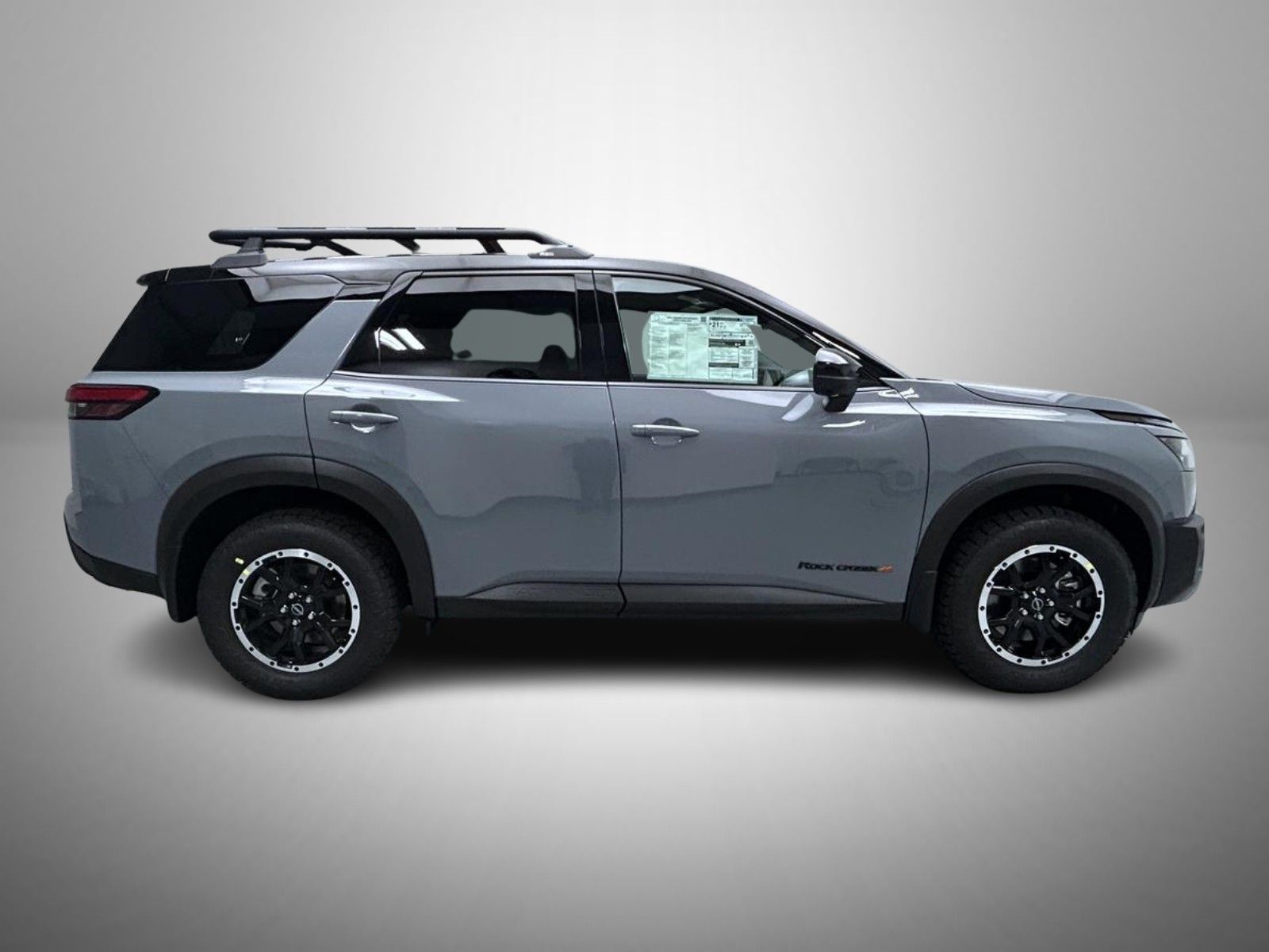 2025 Nissan Pathfinder Rock Creek photo 2